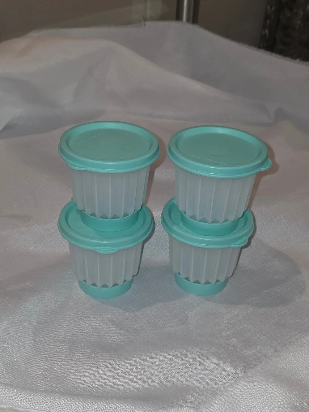 Tupperware - Vintage Jel-ette Molds (Set Of 4). NWOT! Mint Green/Frosted Clear.